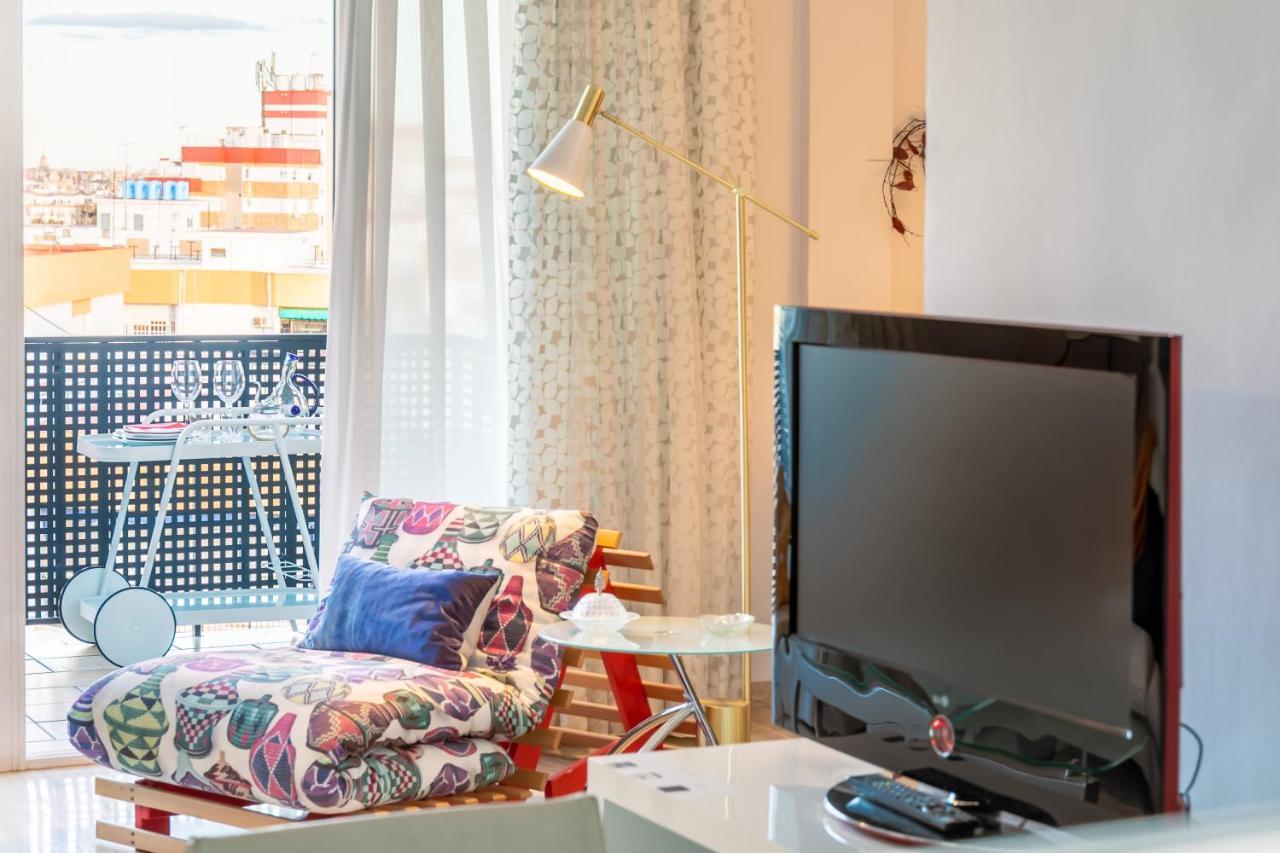 Apartmán Apartamento Desde El Cielo De Triana Sevilla Exteriér fotografie